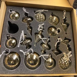 16pc ANTIQUE SILVER GLASS ORNAMENTS